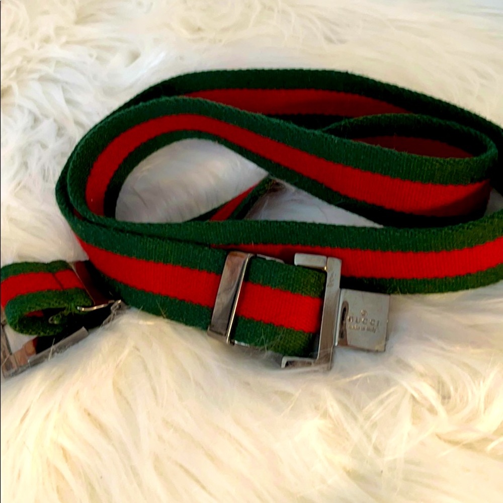 Gucci Canvas Buckle Belt (good condition)